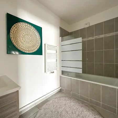 Loggia Paris Apartment